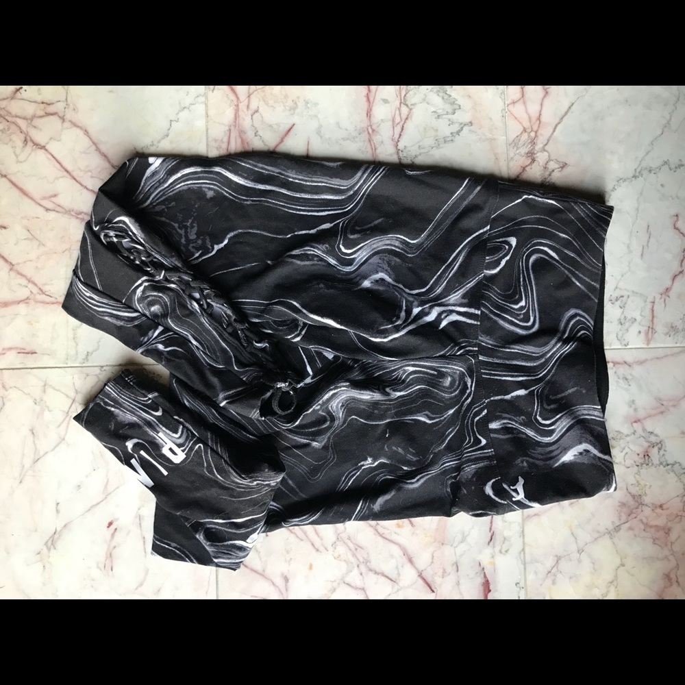 PINK leggings - small